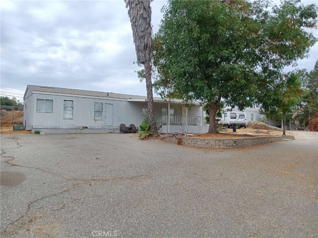 18420 Decker Property Photo 9