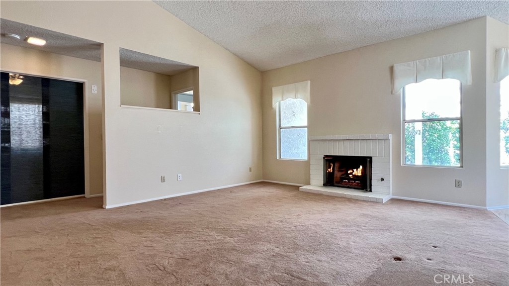 5245 W Plain Field Property Photo 10