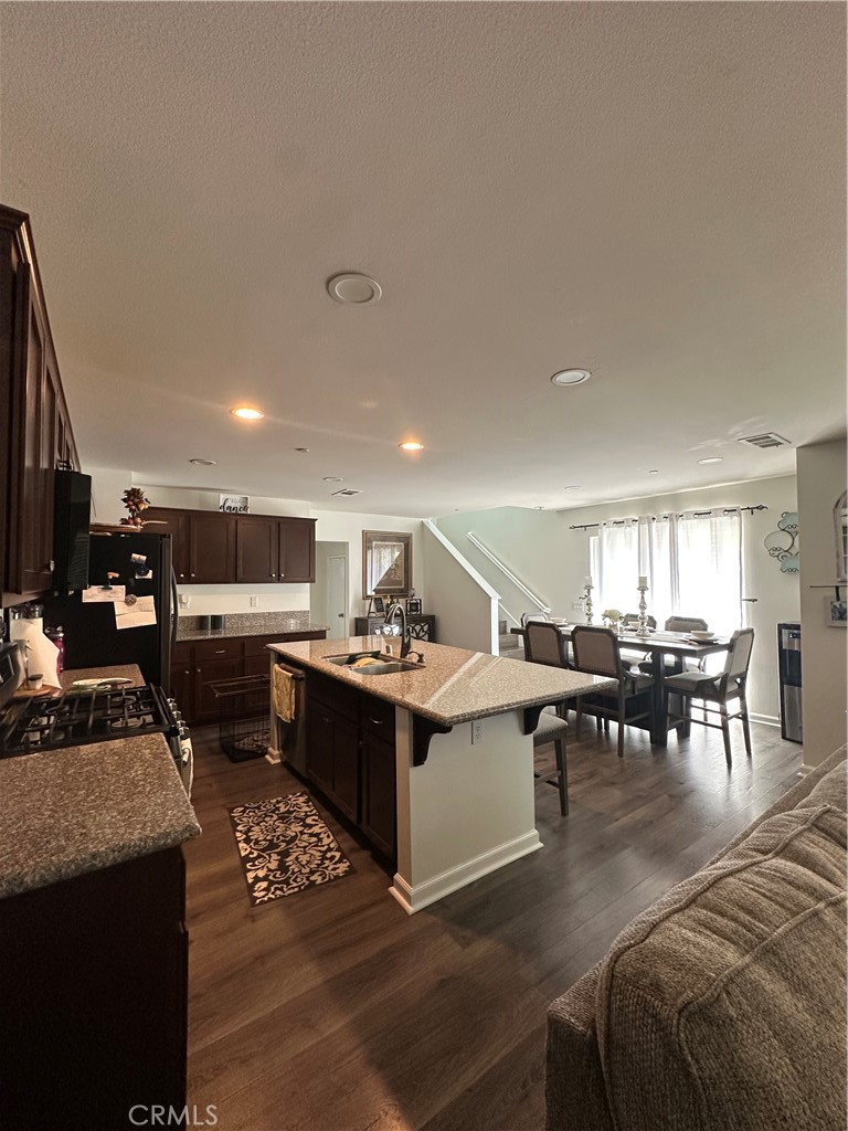 1411 Silverberry Property Photo 5
