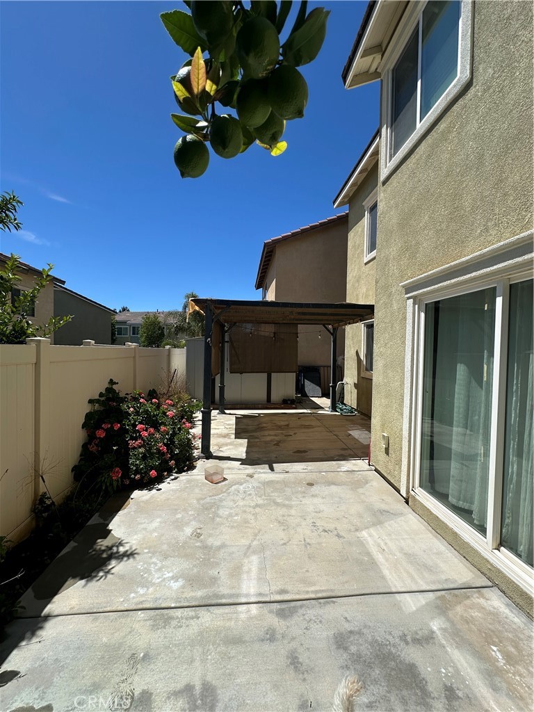 1411 Silverberry Property Photo 26