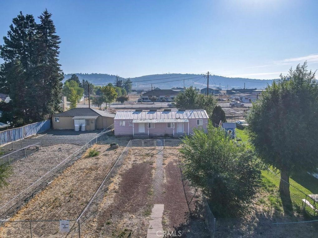219 S California Property Photo 2