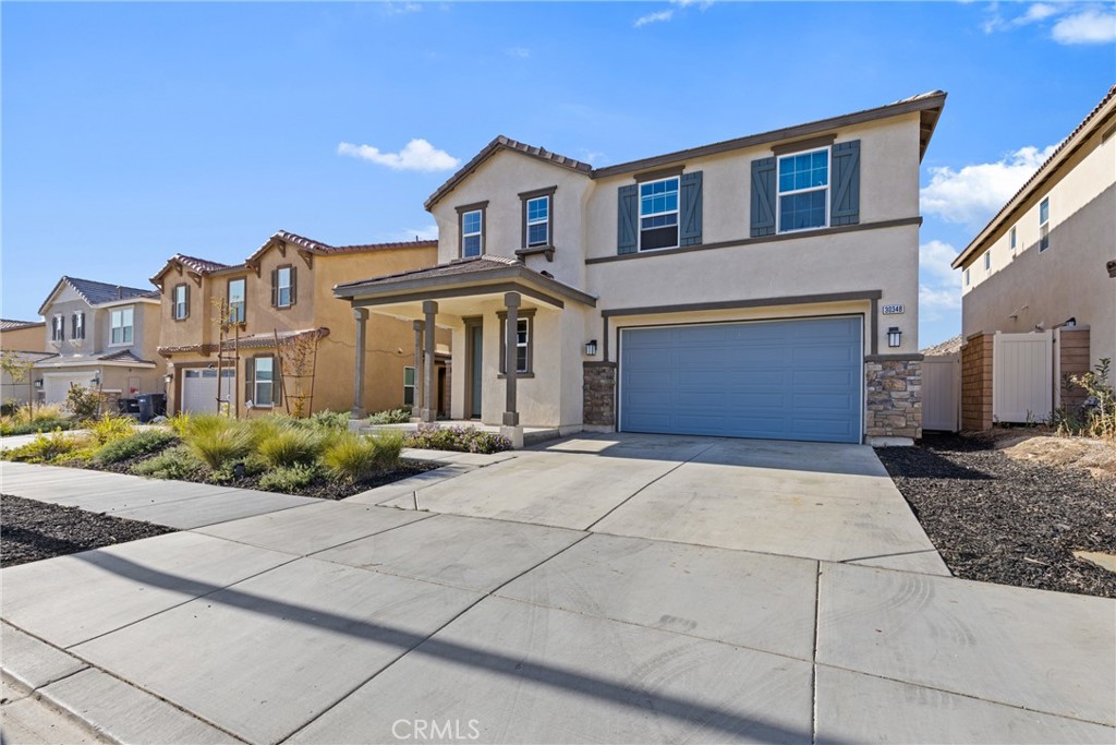 30348 Cedar Creek Way Property Photo 2