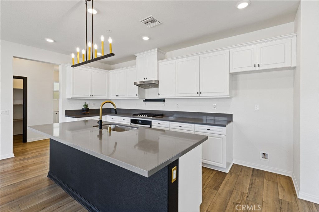 30348 Cedar Creek Way Property Photo 6