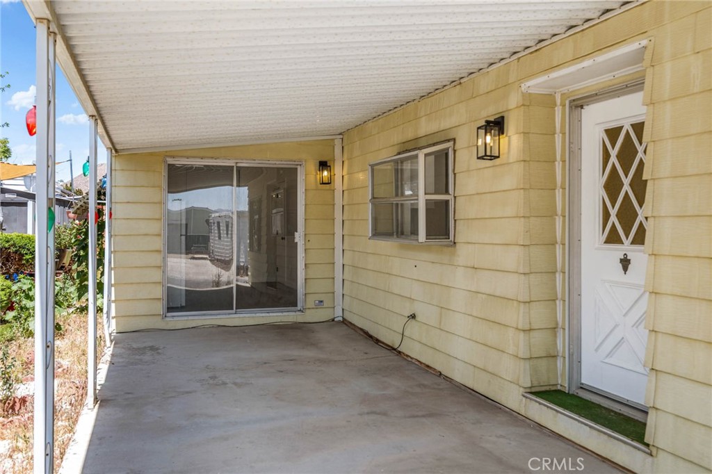 20683 Waalew Rd B163 Property Photo 4