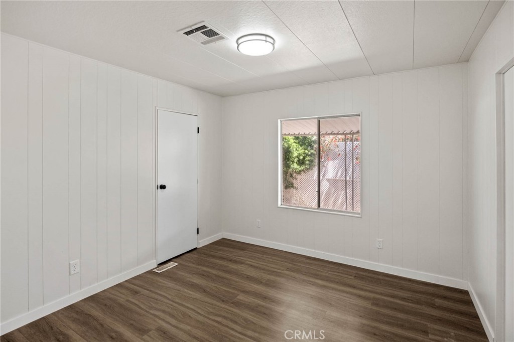 20683 Waalew Rd B163 Property Photo 19