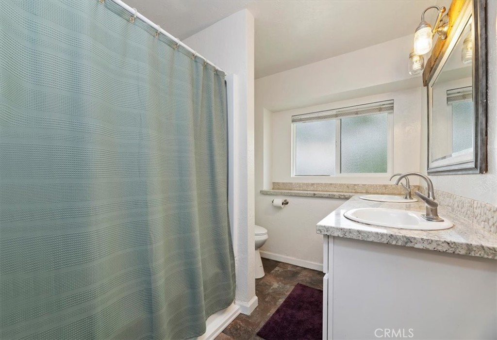 115 East Street Property Photo 24