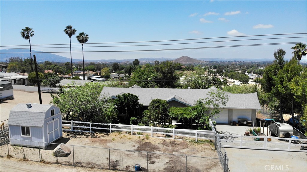 115 East Street Property Photo 40