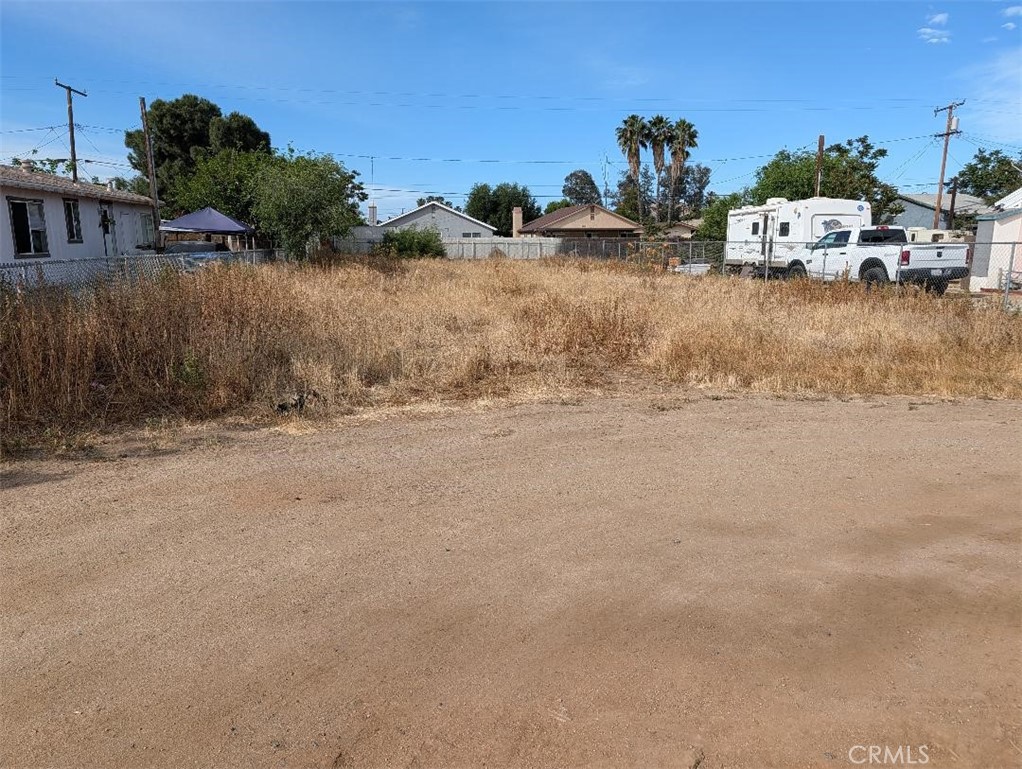 27669 Van Buren Property Photo 5