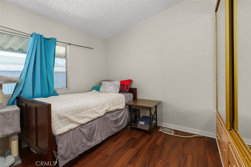 1456 E Philadelphia St Spc 77 Property Photo 15