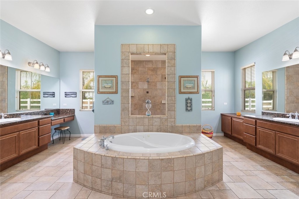 17970 Wildwood Creek Rd Property Photo 28
