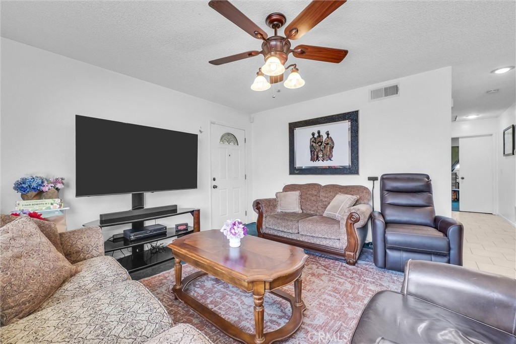 1013 Quiet Creek Property Photo 3