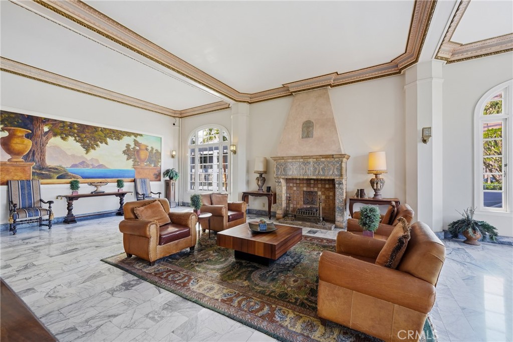 360 W Ocean Boulevard 607 Property Photo 8