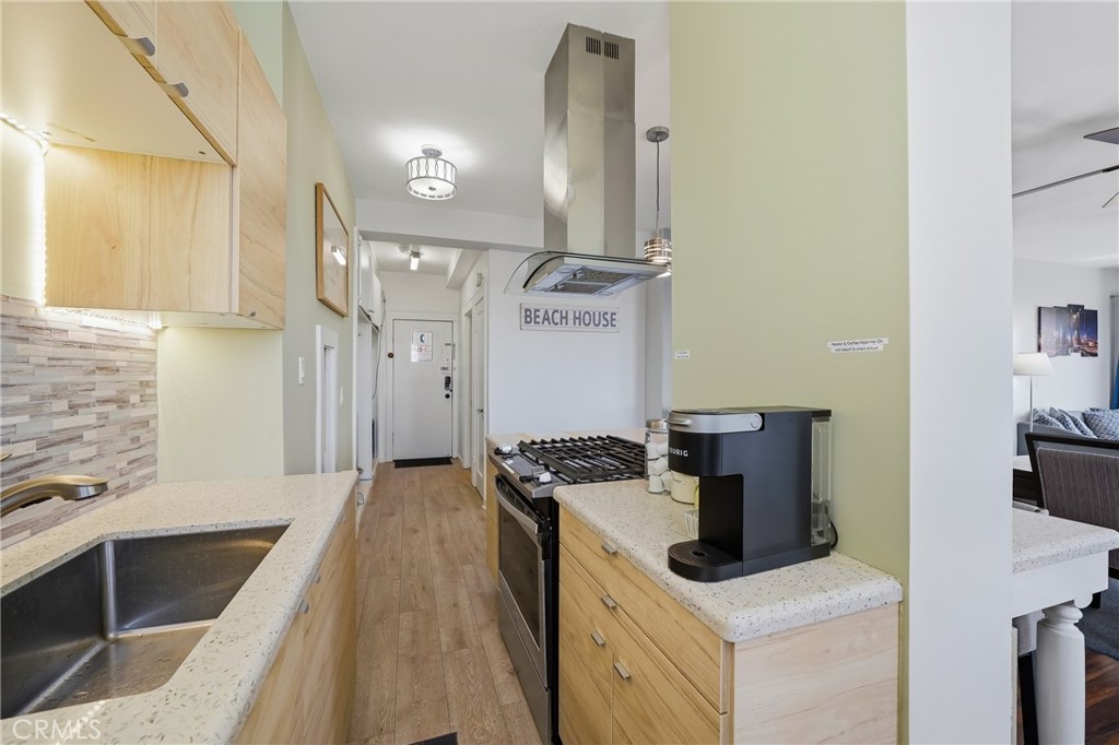 360 W Ocean Boulevard 607 Property Photo 11