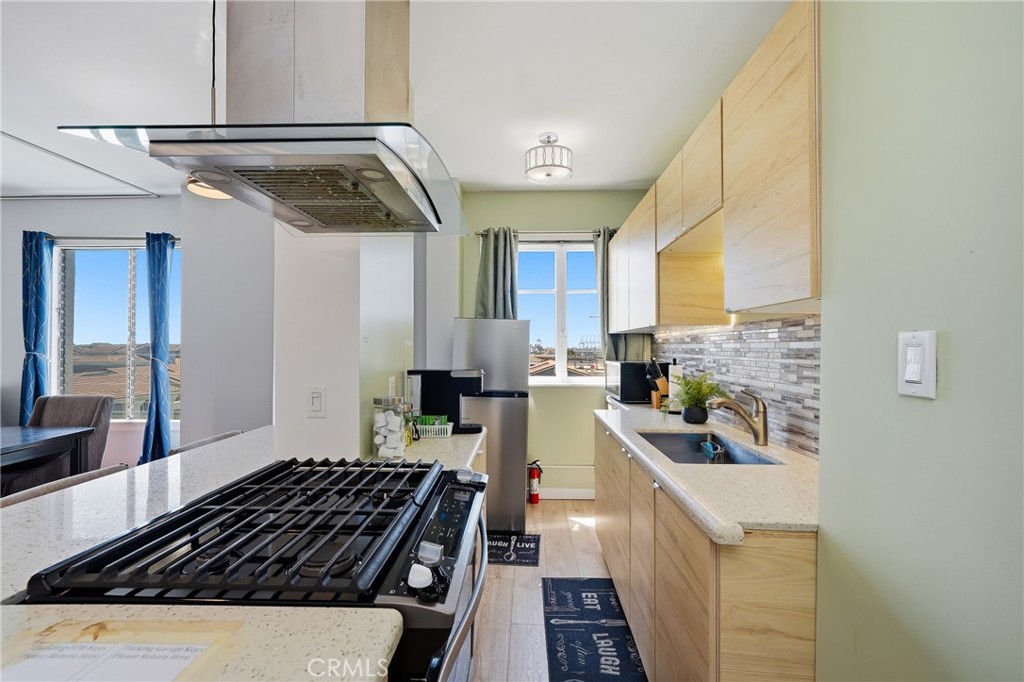 360 W Ocean Boulevard 607 Property Photo 12