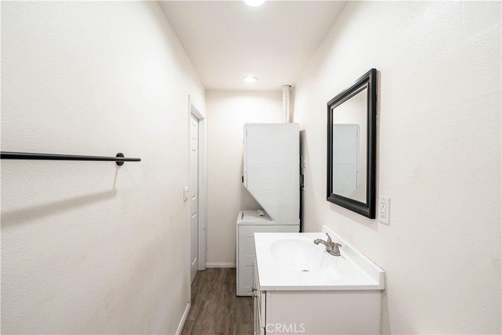 11764 Sutter Avenue Property Photo 29