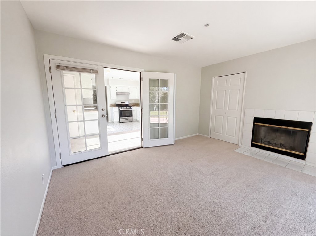 2565 W Fairview Drive Property Photo 8