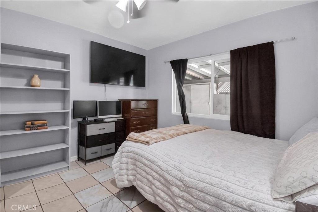 1132 Calhoun Property Photo 18