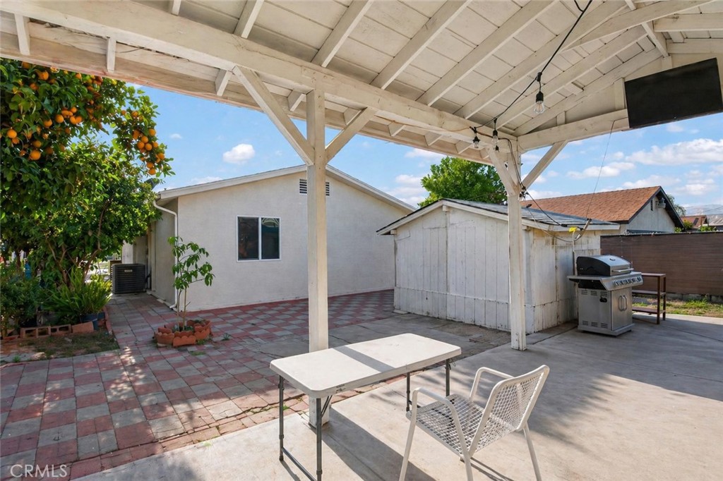 1132 Calhoun Property Photo 31