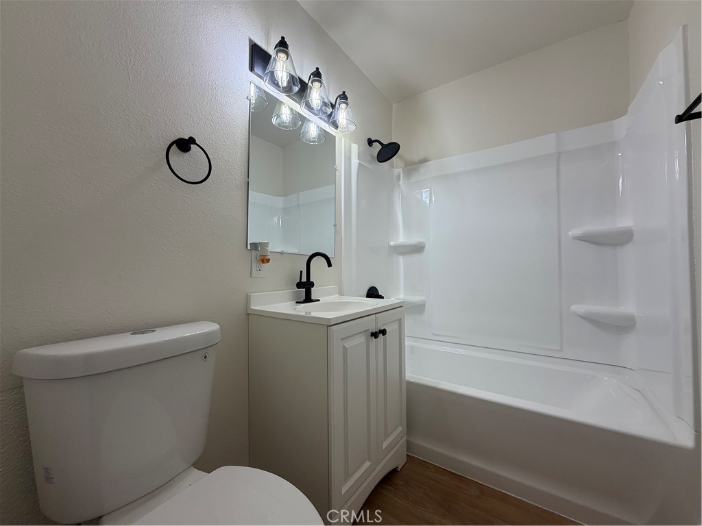 1275 W Marshall Property Photo 9