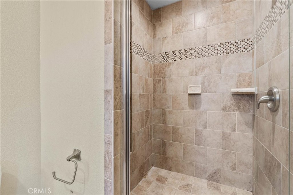 213 Beaumont Property Photo 23