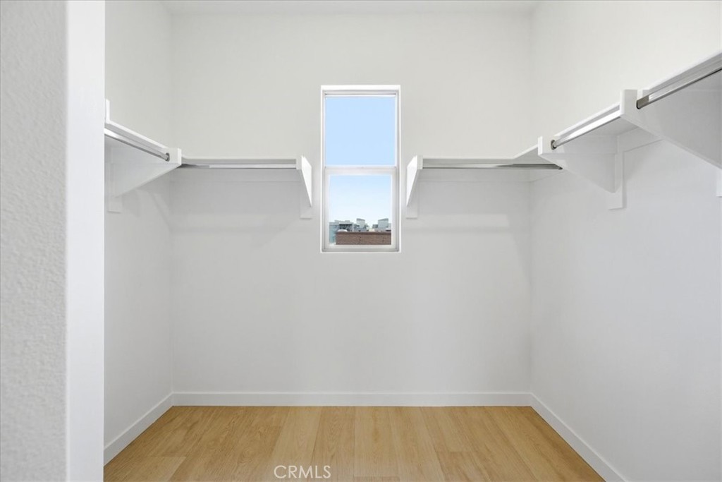 10728 Golden Koi B Property Photo 18