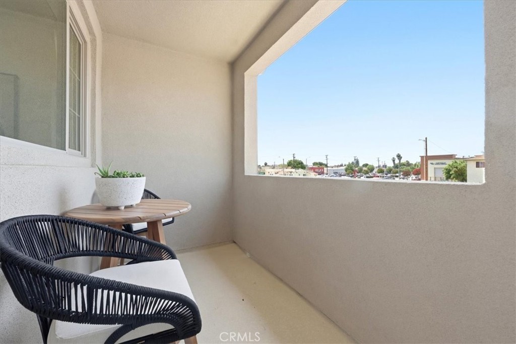 10728 Golden Koi B Property Photo 26