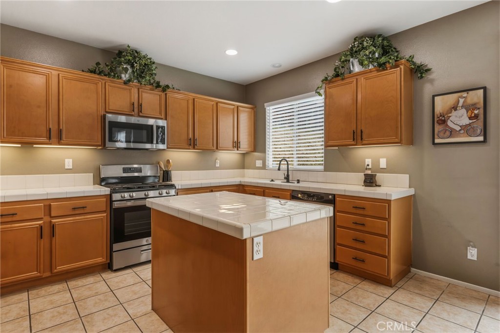 25975 Avenida Classica Property Photo 8