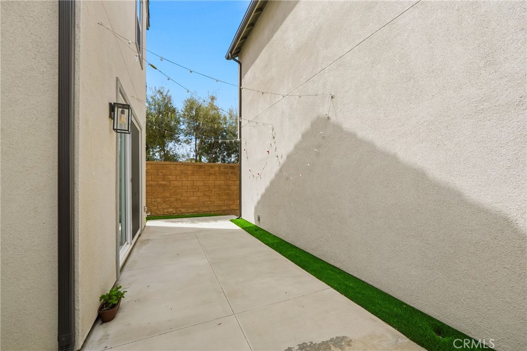 16084 Jamie Lane 1 Property Photo 37