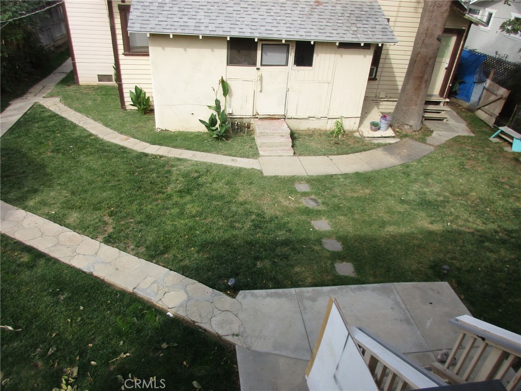 3076 Lemon Property Photo 3