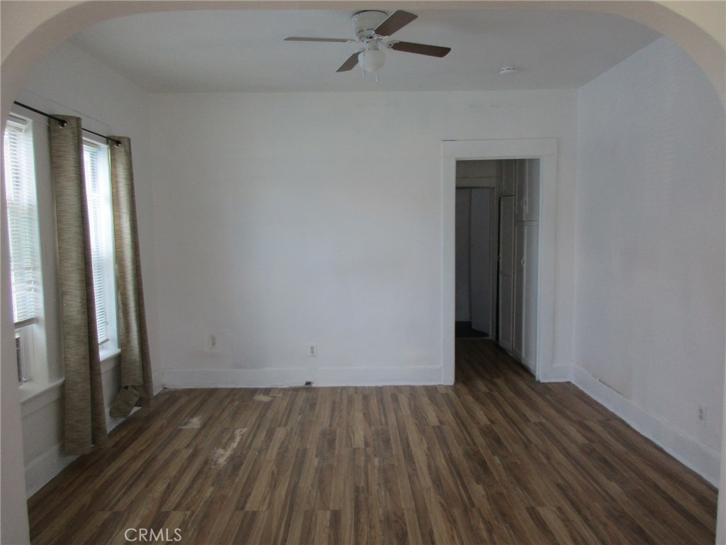3076 Lemon Property Photo 5