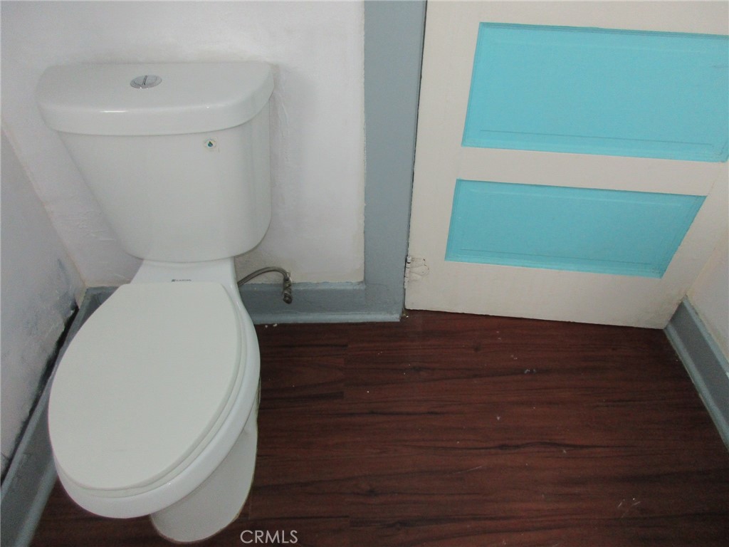 3076 Lemon Property Photo 6
