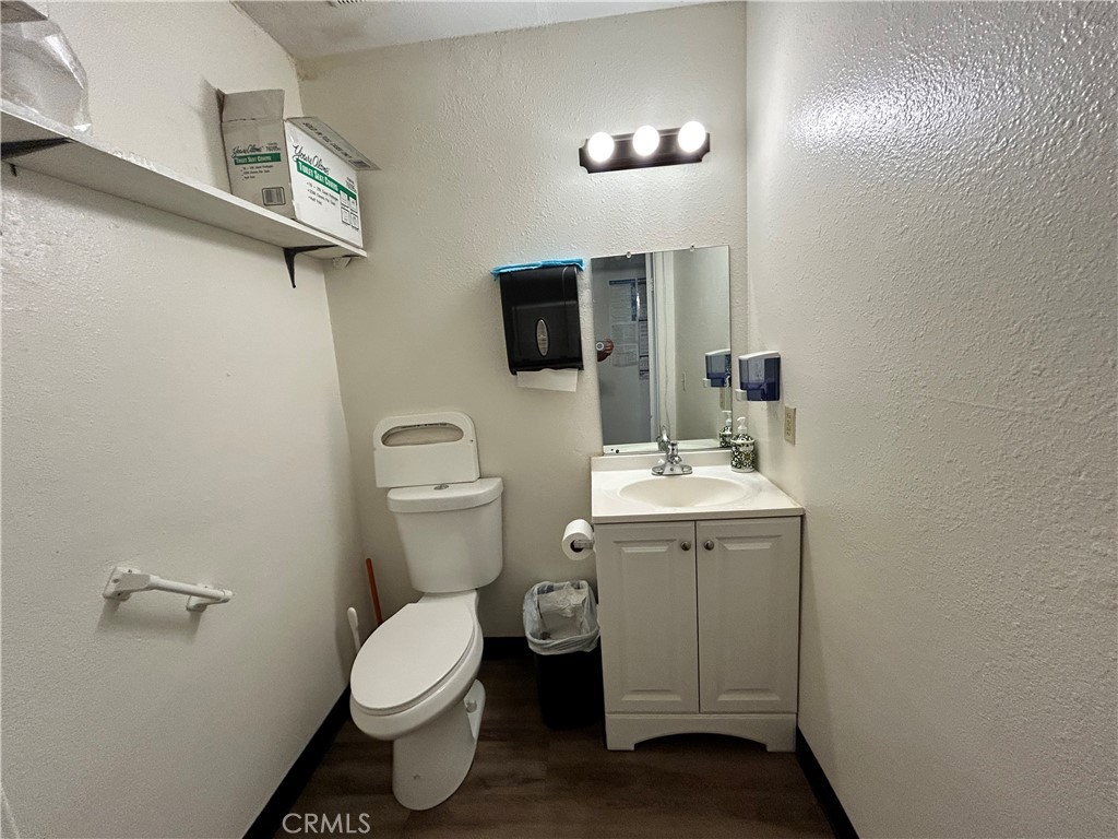 15353 Bonanza Property Photo 5