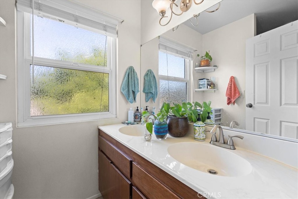 15070 Lancashire Property Photo 20