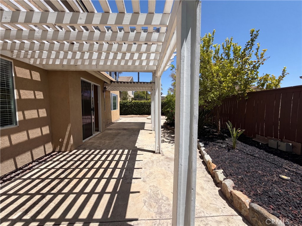 27801 Canyon Hills Way Property Photo 5