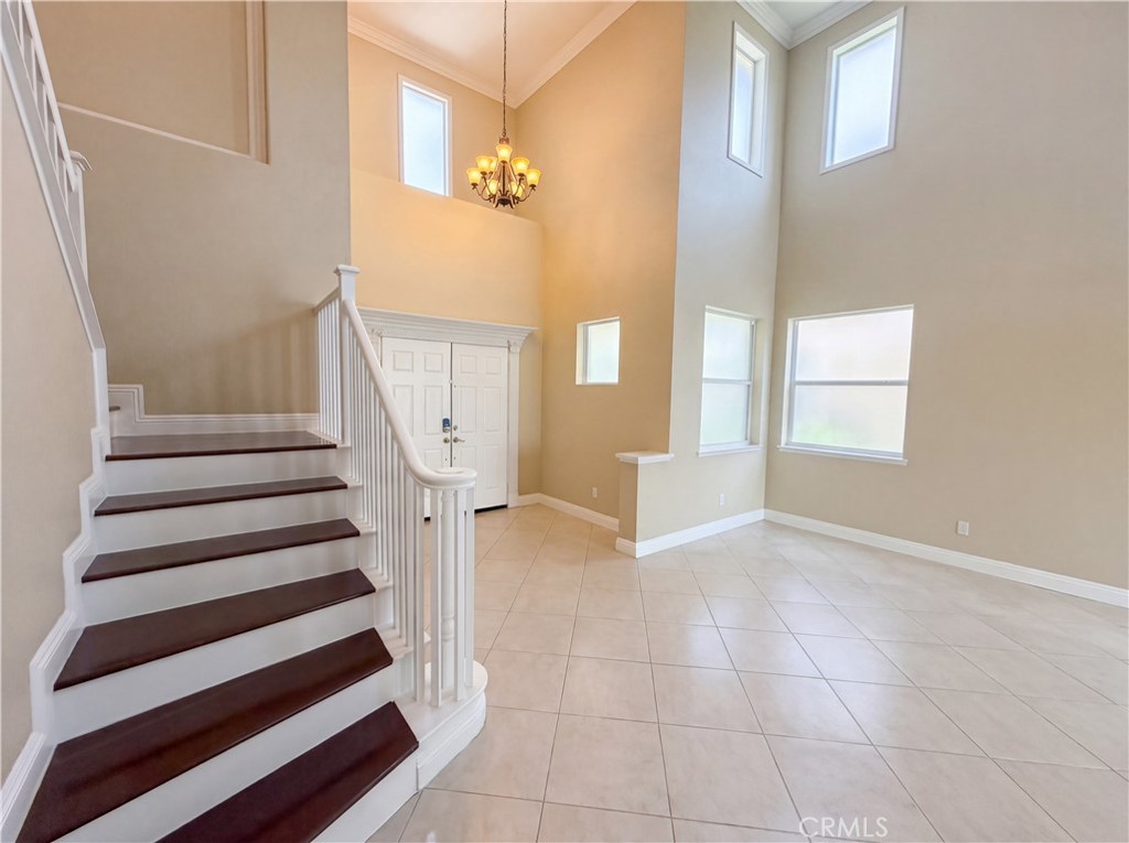 27801 Canyon Hills Way Property Photo 6