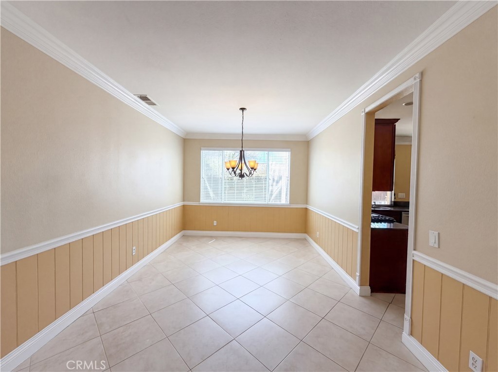 27801 Canyon Hills Way Property Photo 7