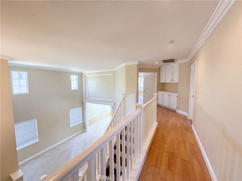27801 Canyon Hills Way Property Photo 11