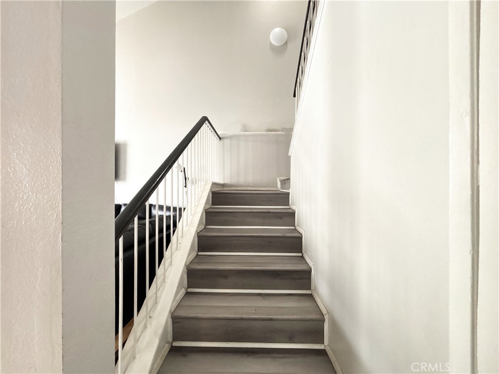 820 W Compton 16 Property Photo 13