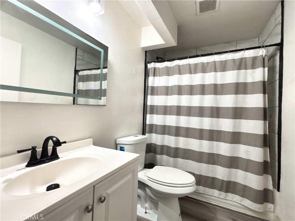 820 W Compton 16 Property Photo 18