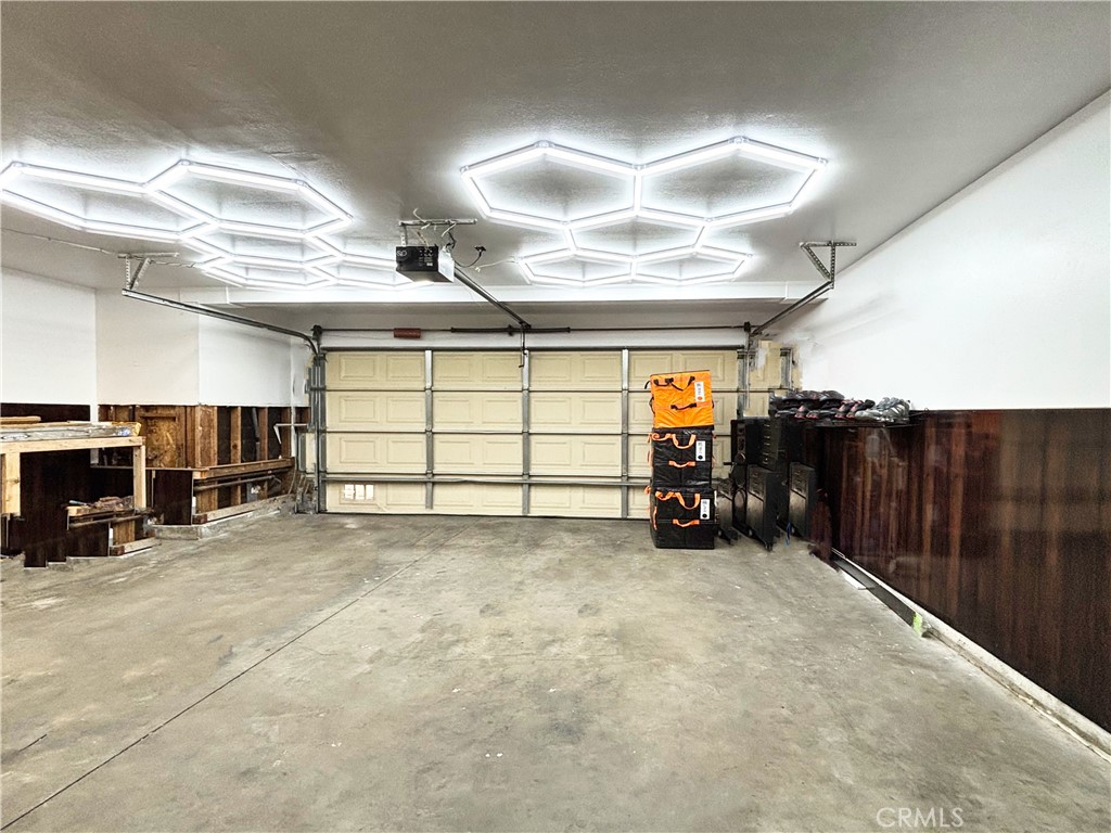 820 W Compton 16 Property Photo 25