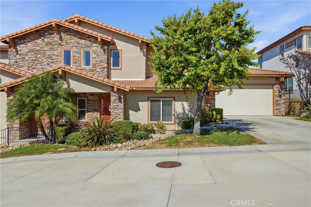 585 Via Pueblo Property Photo 1