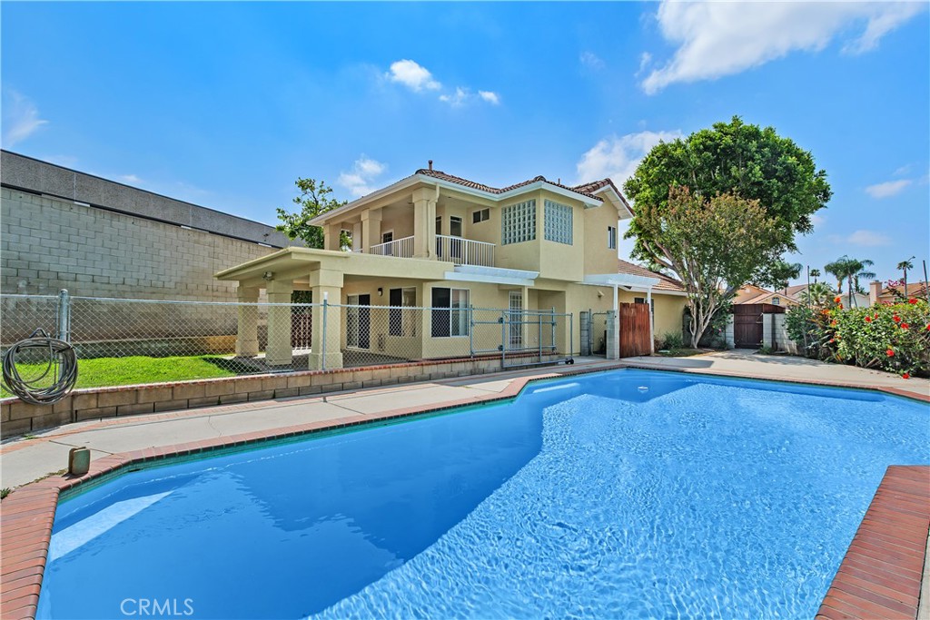 8405 Eastbrook Court Property Photo 1