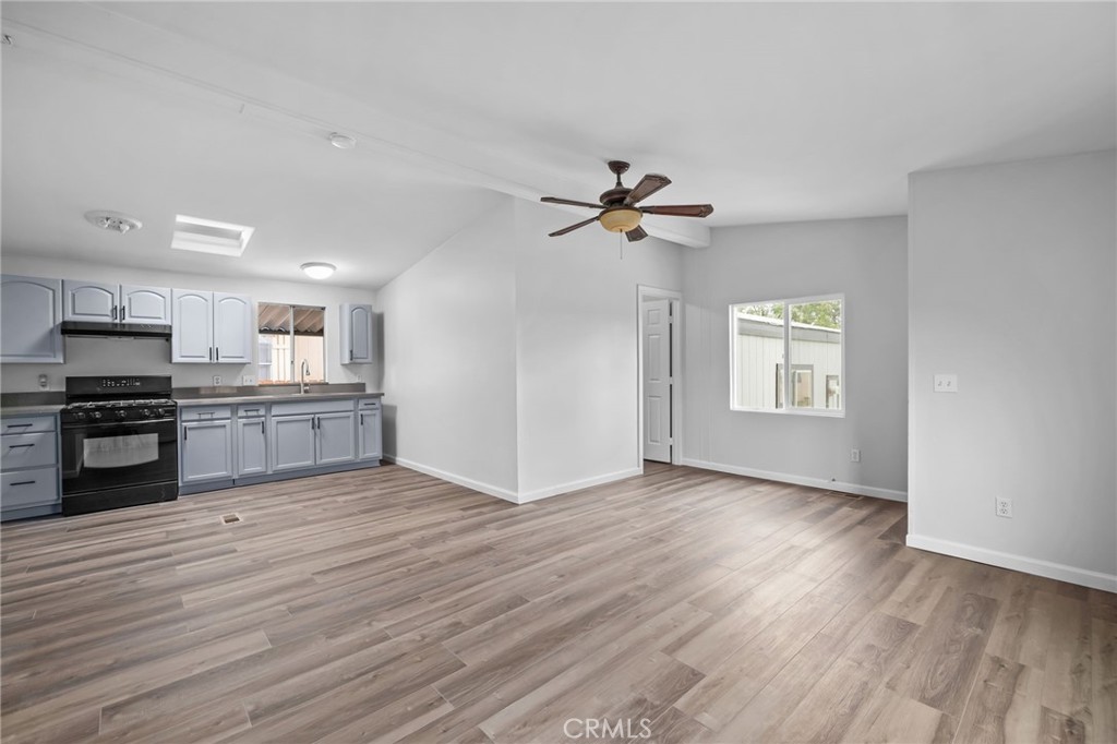 80 E Dawes 10 Property Photo 4