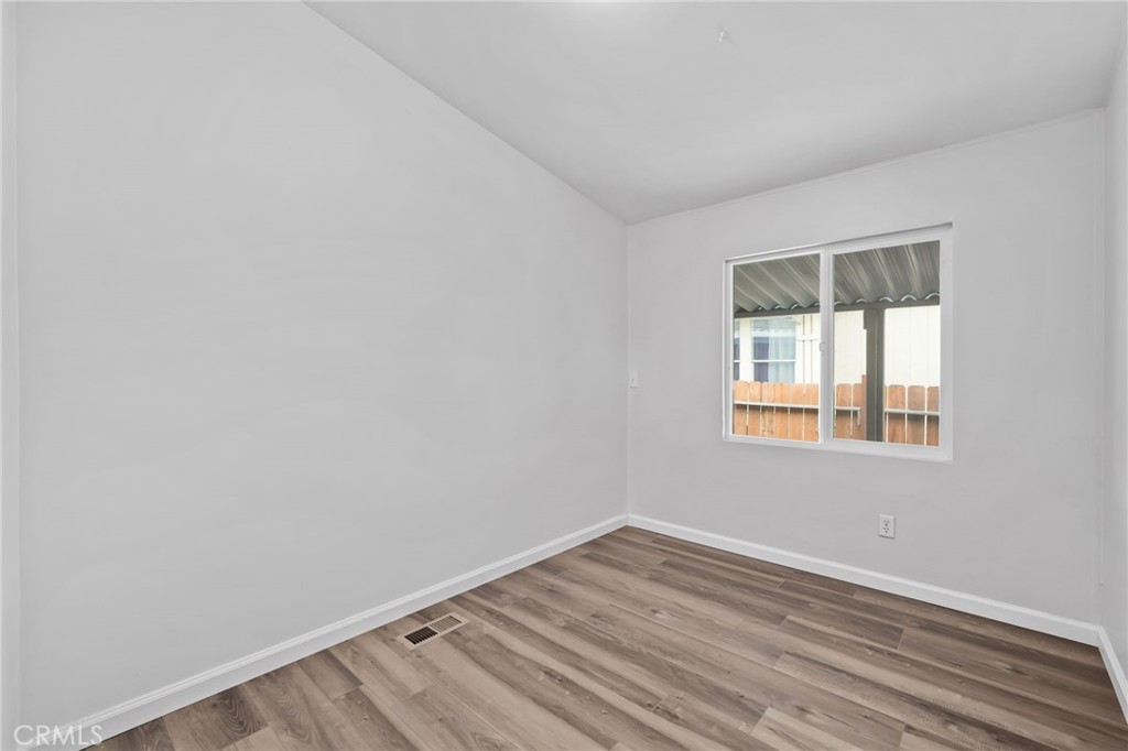 80 E Dawes 10 Property Photo 6