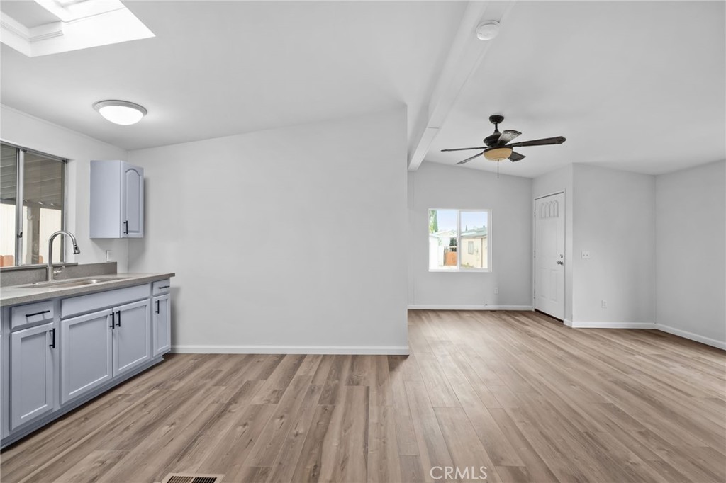 80 E Dawes 10 Property Photo 8