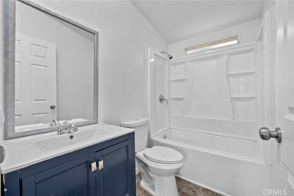 80 E Dawes 10 Property Photo 19
