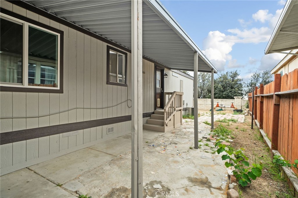 80 E Dawes 10 Property Photo 20