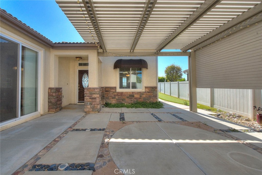 381 Mesa Verde Property Photo 7