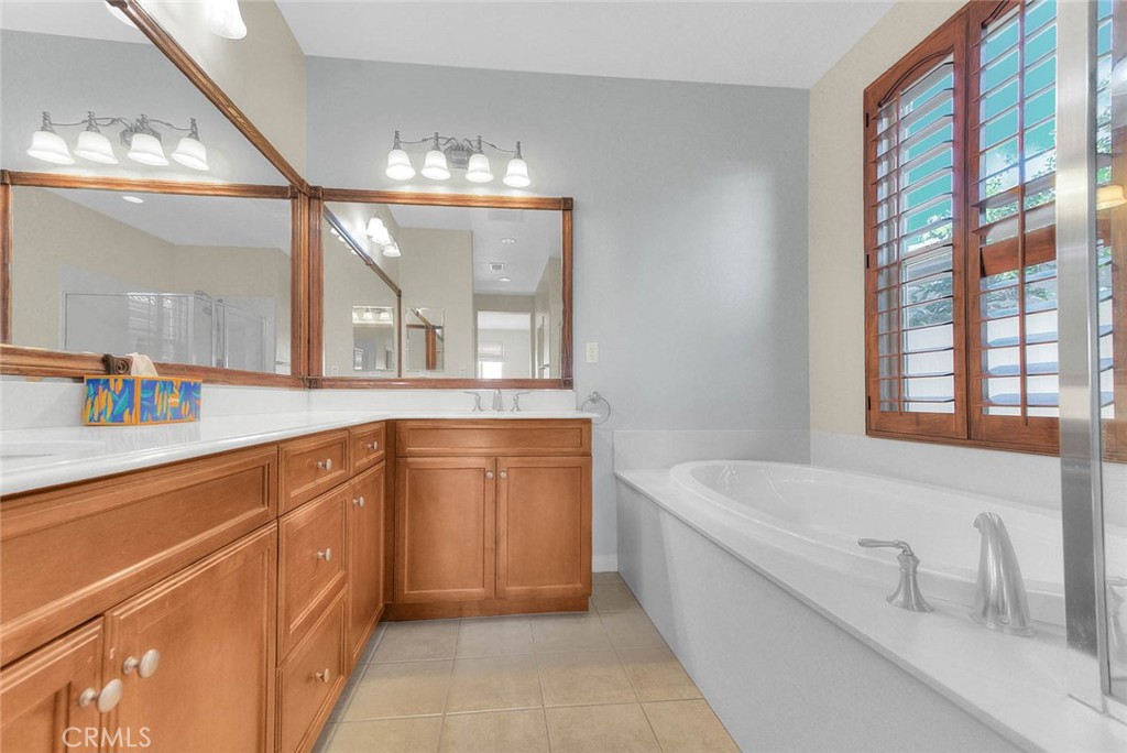381 Mesa Verde Property Photo 41