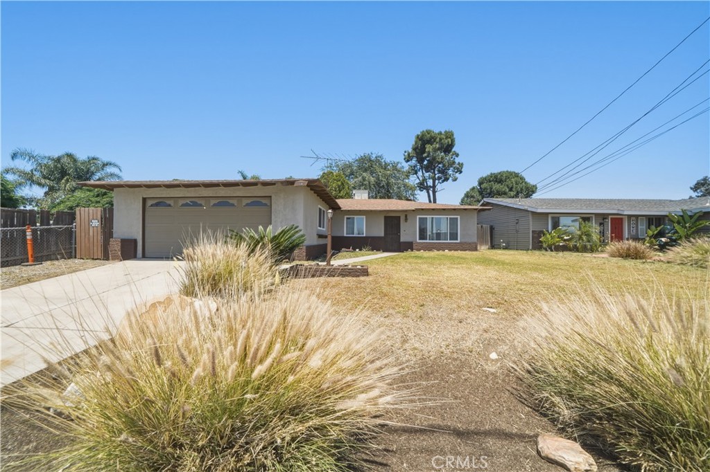 14732 Whittram Property Photo 4